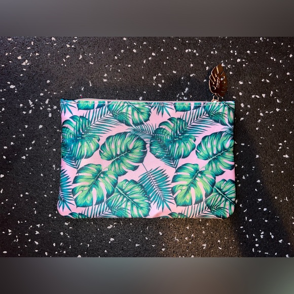Cosmetics Bag | Makeup Travel Pouch - Picture 3 of 4
